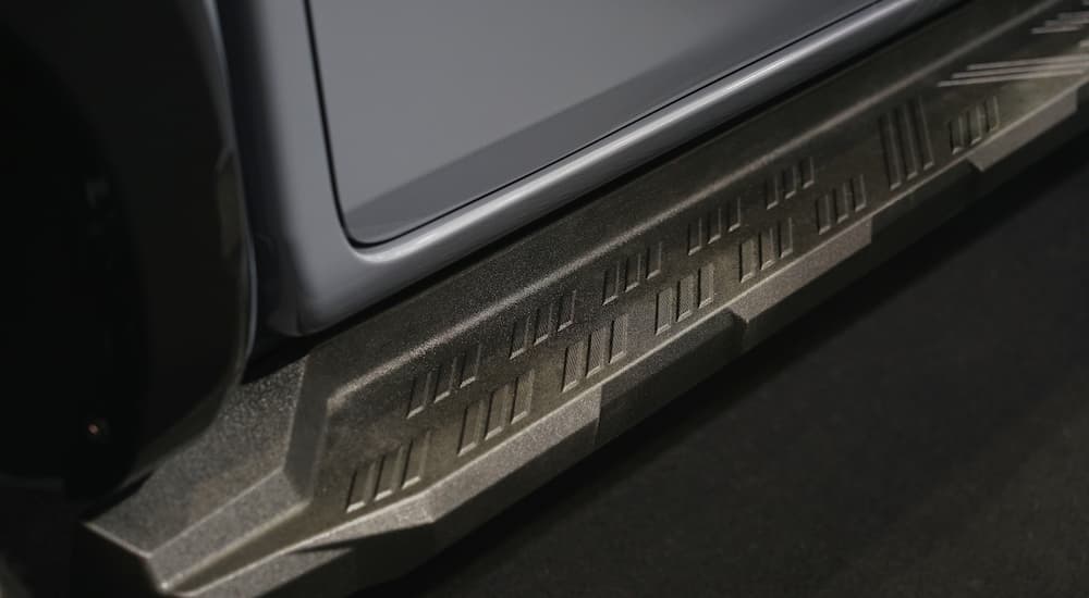 Side steps on a lifted truck